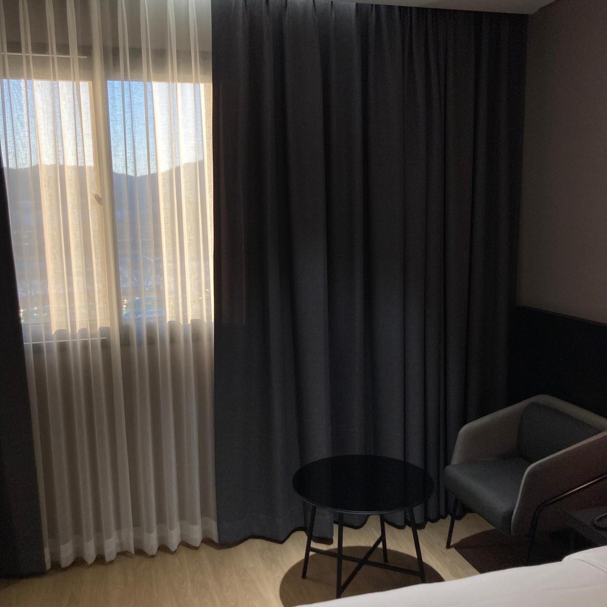 ริเวอร์เทน โฮเต็ล คย็องจู Hotel คยองจู ภายนอก รูปภาพ
