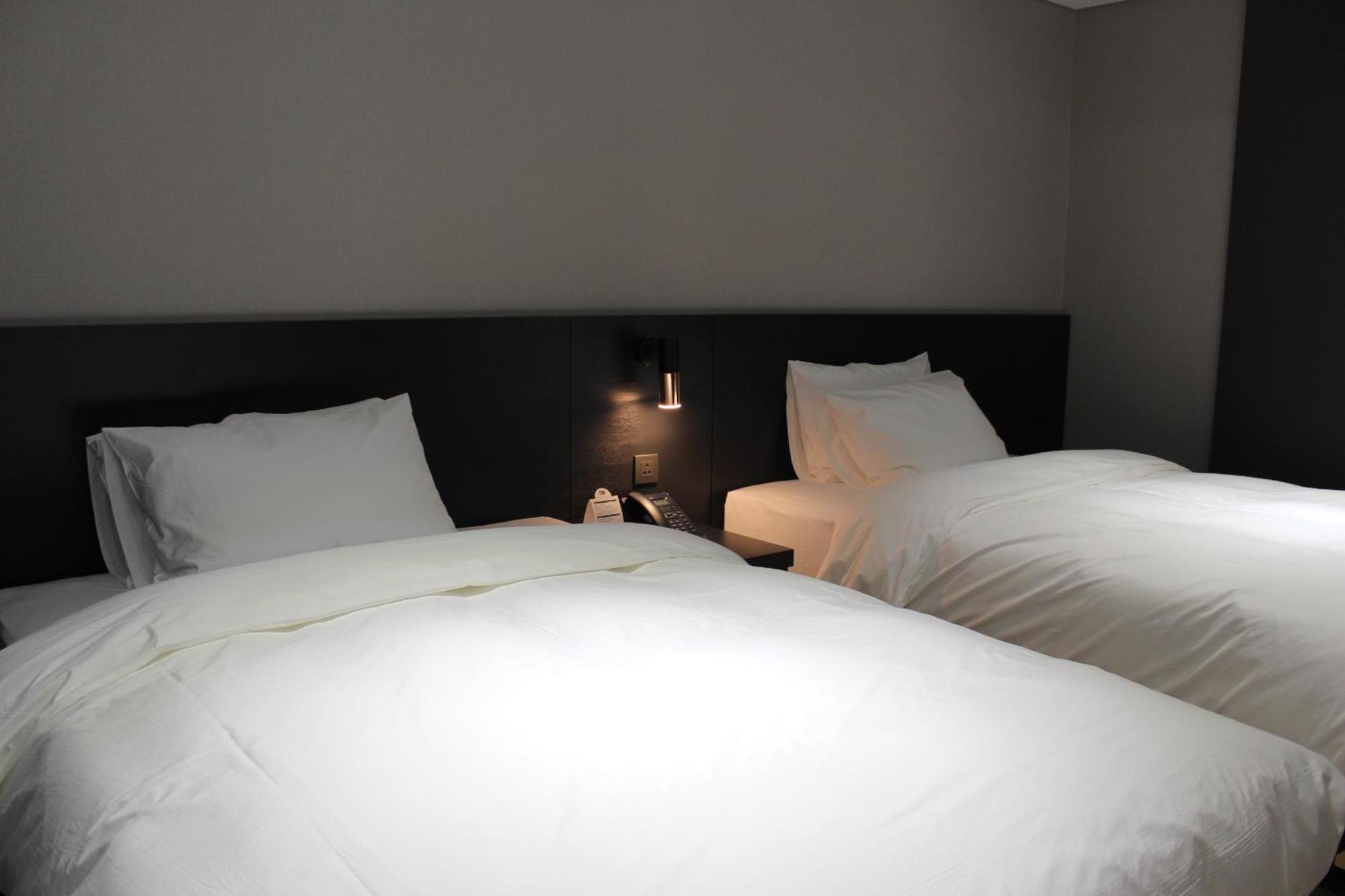 ริเวอร์เทน โฮเต็ล คย็องจู Hotel คยองจู ภายนอก รูปภาพ